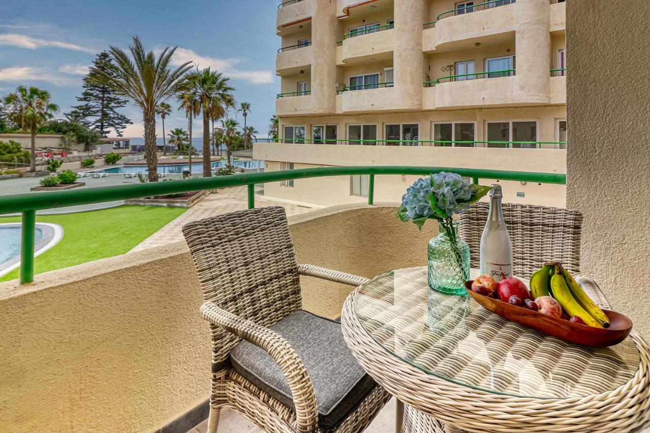 Modern Apartment With An Addictive Terrace View لوس كريستيانوس المظهر الخارجي الصورة