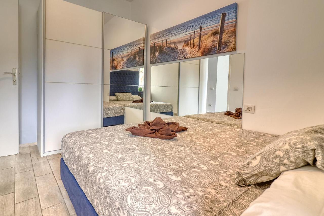 Modern Apartment With An Addictive Terrace View لوس كريستيانوس المظهر الخارجي الصورة