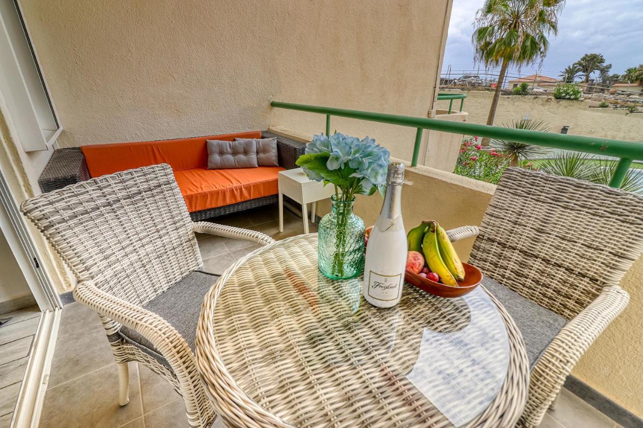 Modern Apartment With An Addictive Terrace View لوس كريستيانوس المظهر الخارجي الصورة